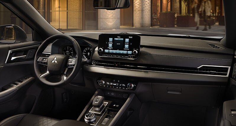 
								2025 Mitsubishi Outlander Hybrid full									