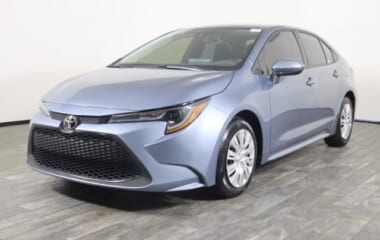 Toyota Corolla LE 2021