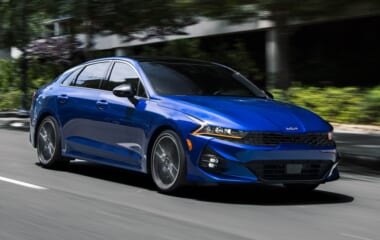 2023-Kia-K5-vs-2023-Subaru-Legacy-Comparison-Kelley.jpg