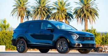 2023 Kia Sportage vs. 2023 Nissan Rogue Comparison – Kelley Blue Book