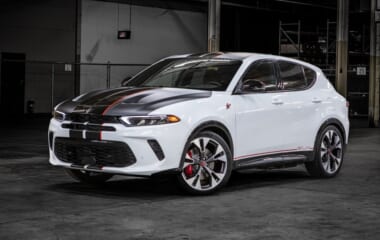 Dodge-Hornet-RT-GLH-A-Concept-Car-You-Can-Make.jpg